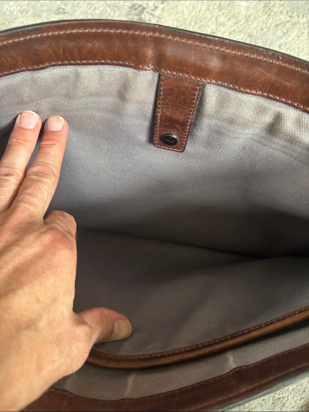 Shinola Brown Leather Messenger with Adjustable Canvas broken Strap - Picture 7 of 11